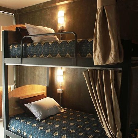 Club76 Bunk Bed. (Adults Only) Hotel Csiangmaj Kültér fotó